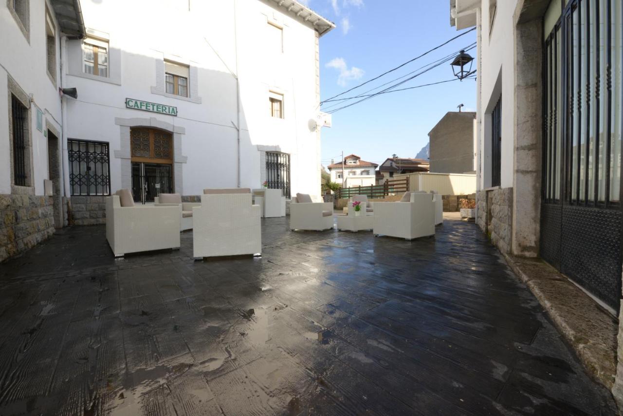 Hostal Casa Abascal Posada De Valdeon Buitenkant foto