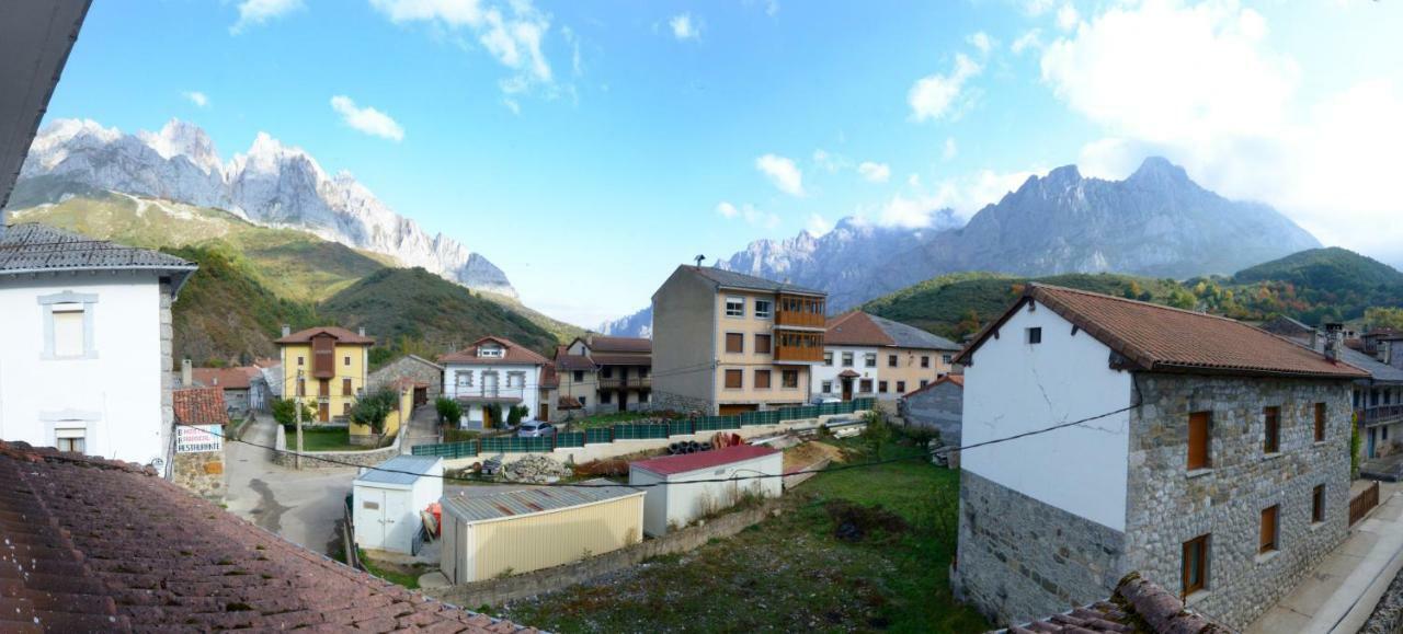 Hostal Casa Abascal Posada De Valdeon Buitenkant foto